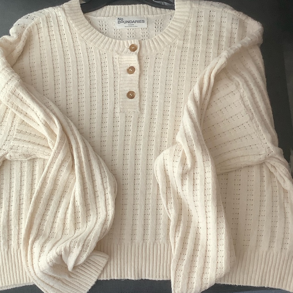 Cream Women's Cropped Sweater